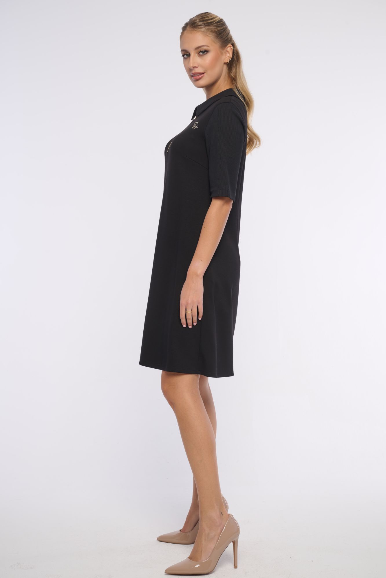 detail 361-597 úpletové šaty