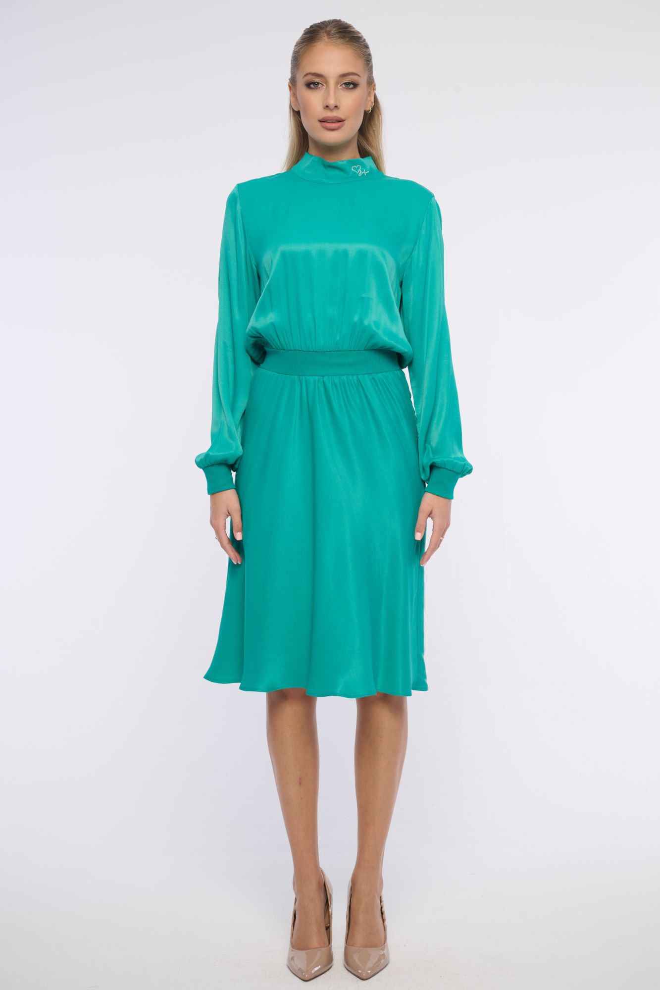 detail 361-598 šaty midi