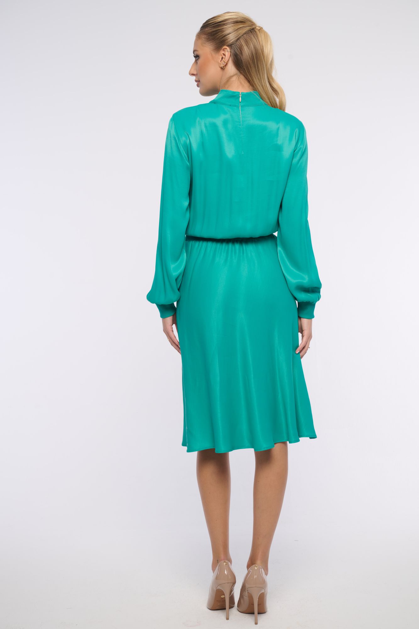 detail 361-598 šaty midi