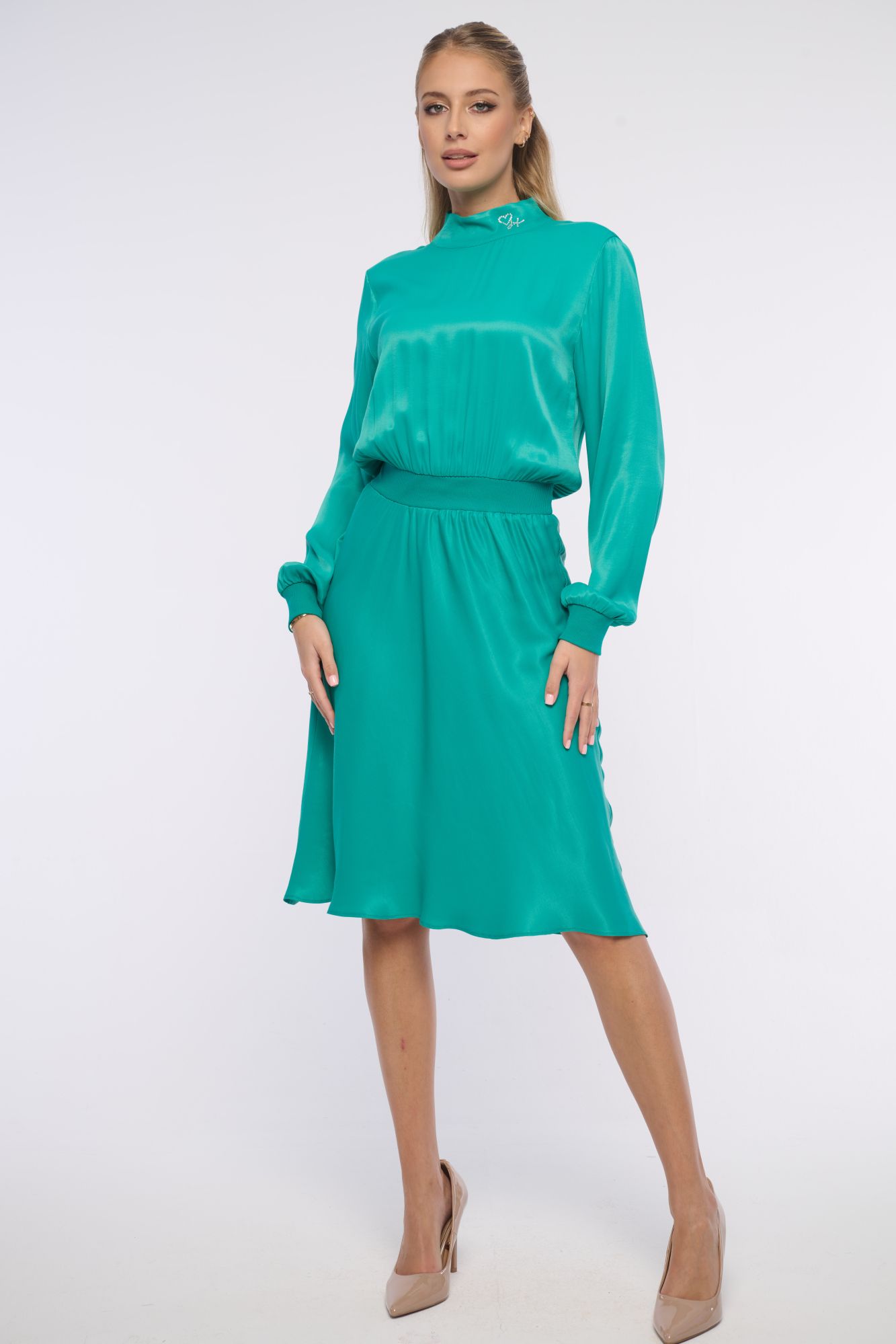 detail 361-598 šaty midi