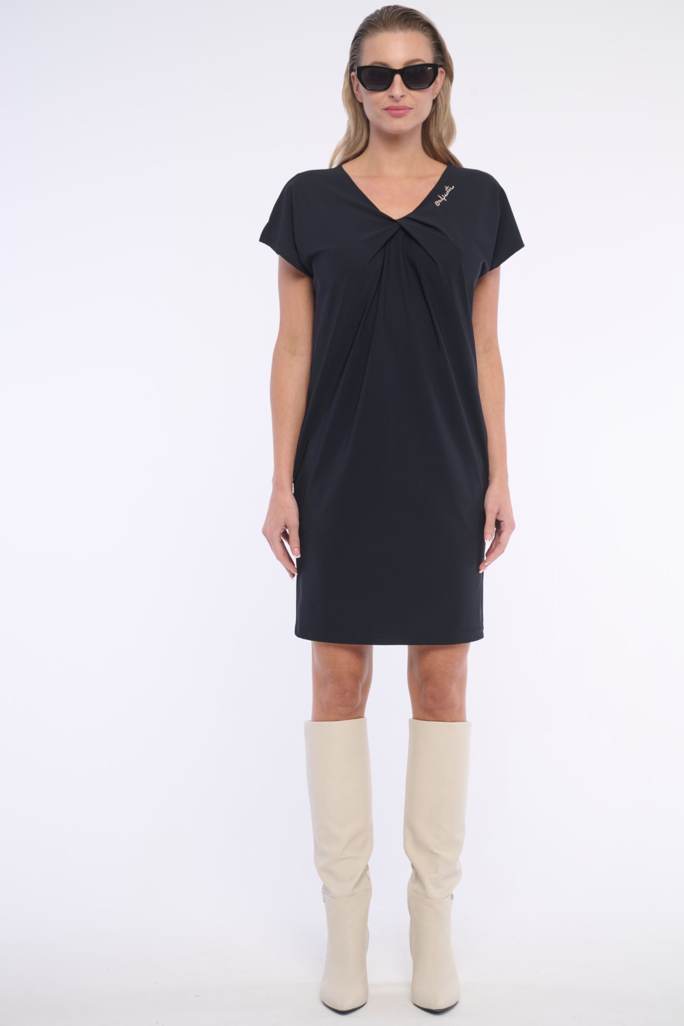 detail 362-609 šaty do 