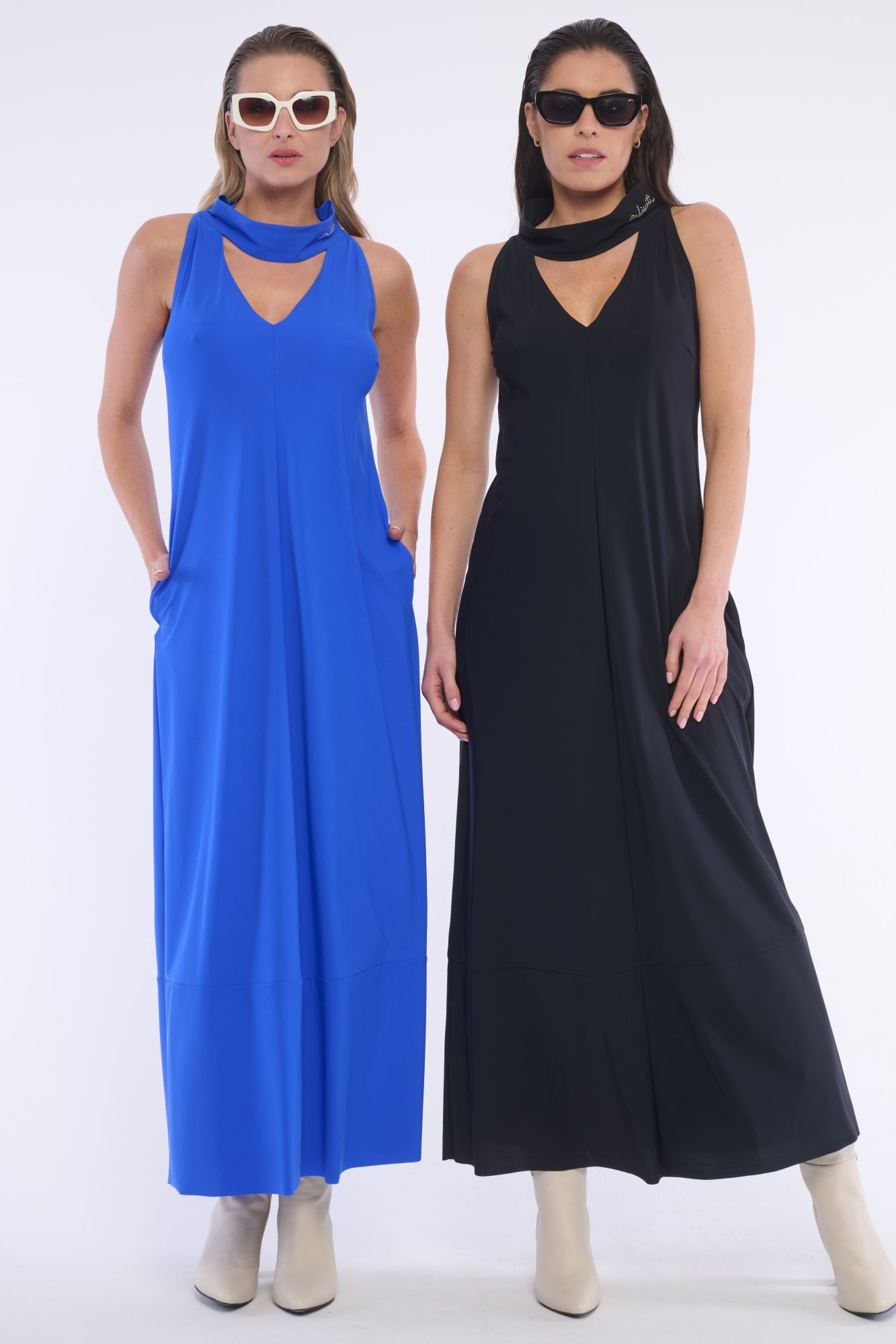 detail 362-615 šaty volné se stojákem