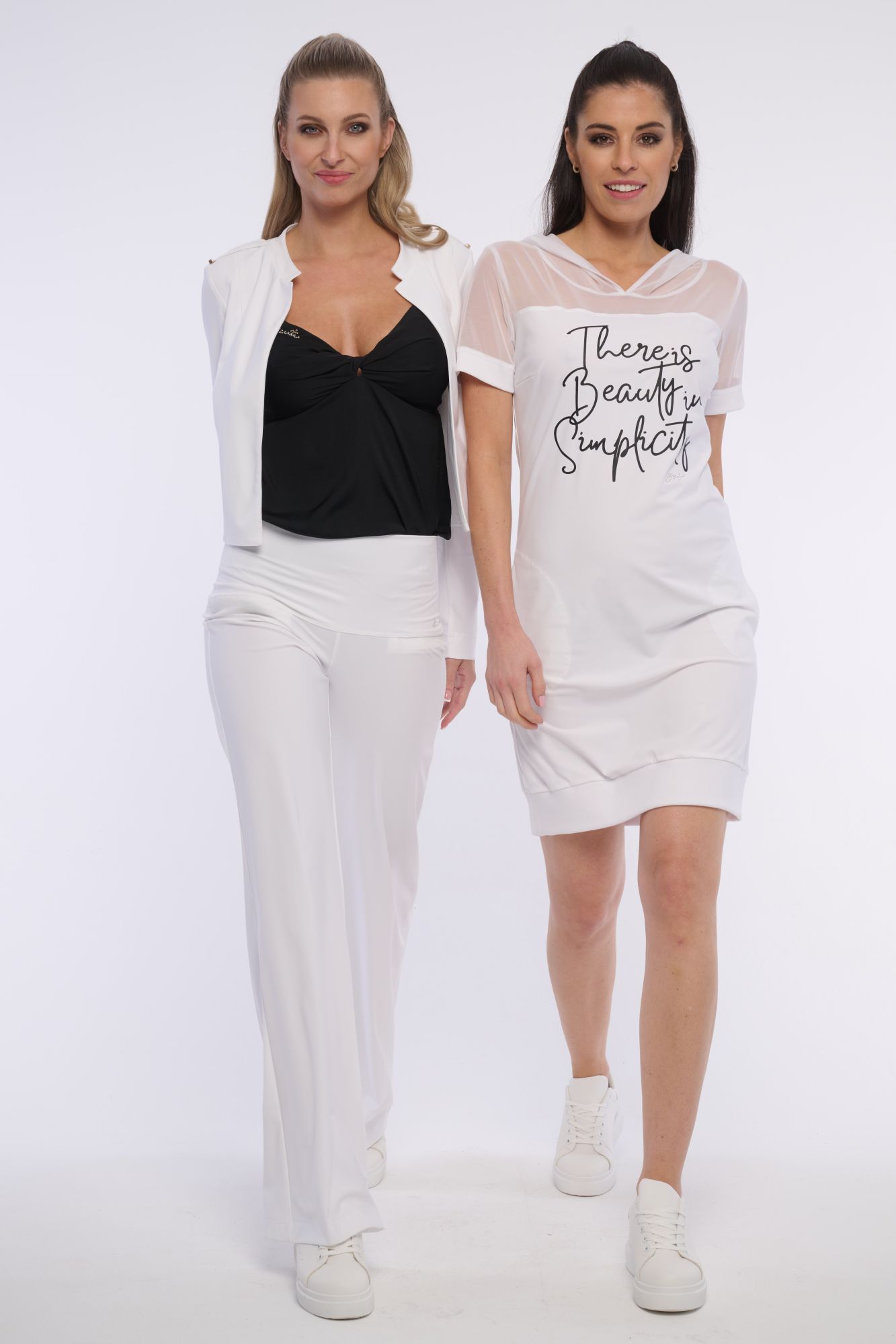 detail 362-618 šaty mikinové