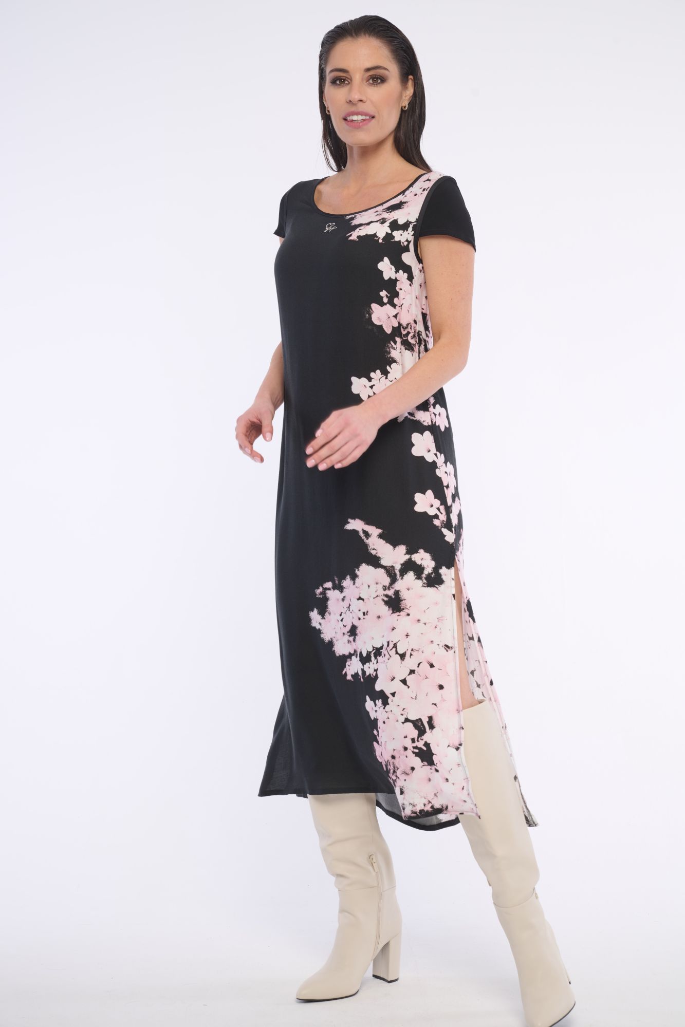 detail 362-619A šaty