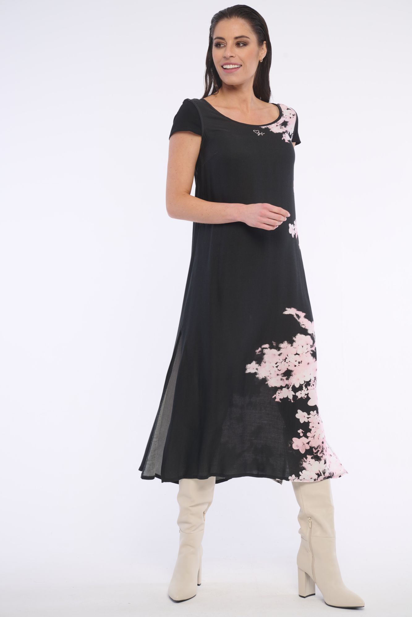 detail 362-619A šaty