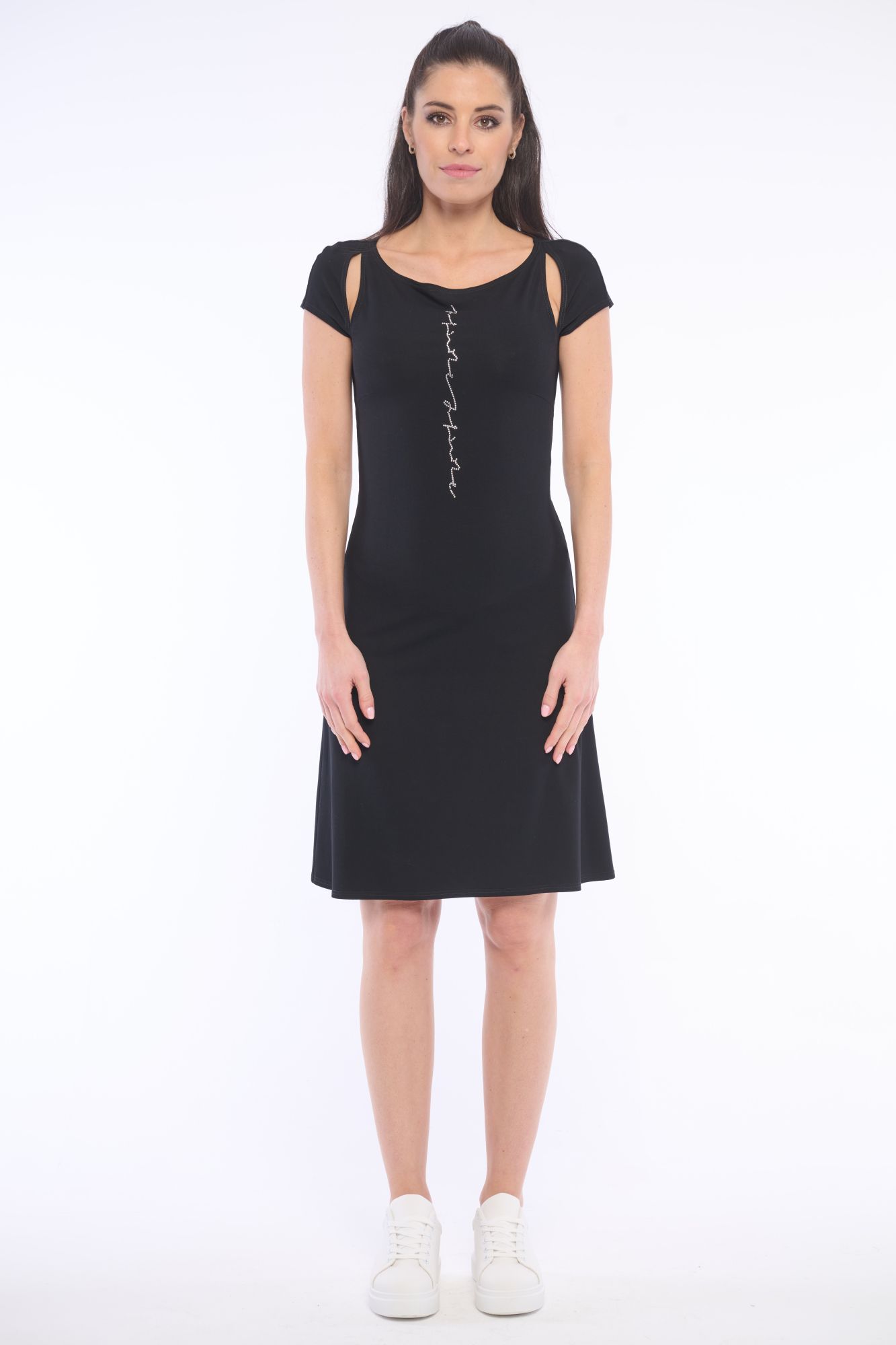 detail 362-623 šaty s průstřihy