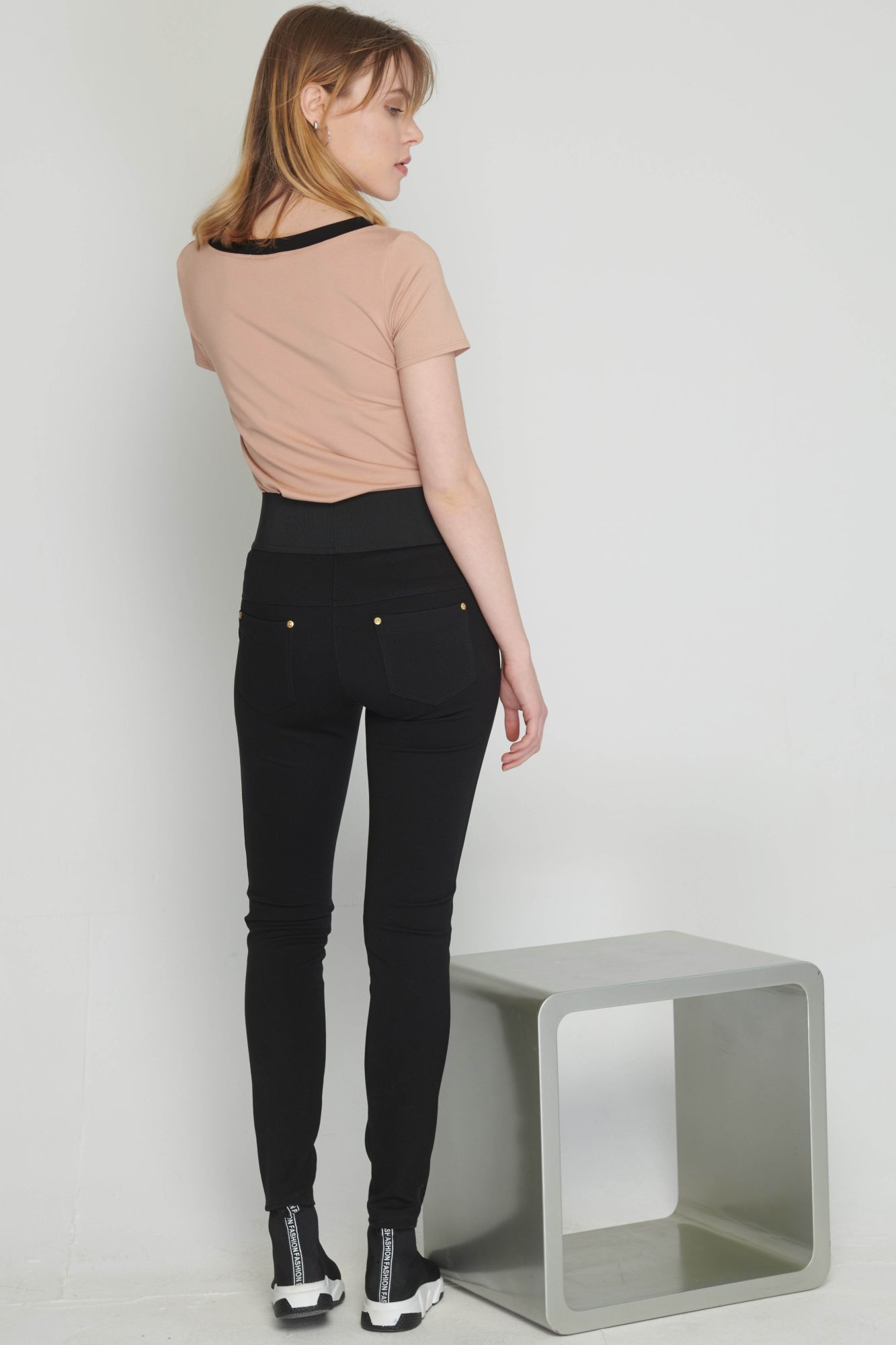 detail 414-682A leginy