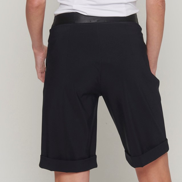 detail 422-697 bermudy