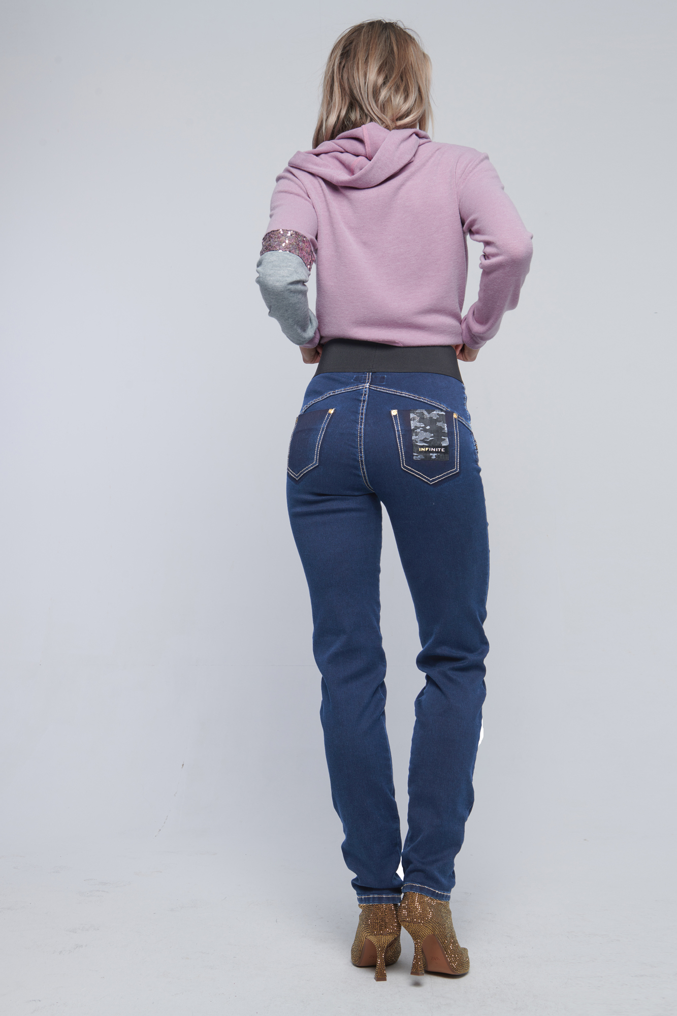detail 435-735B džíny slim