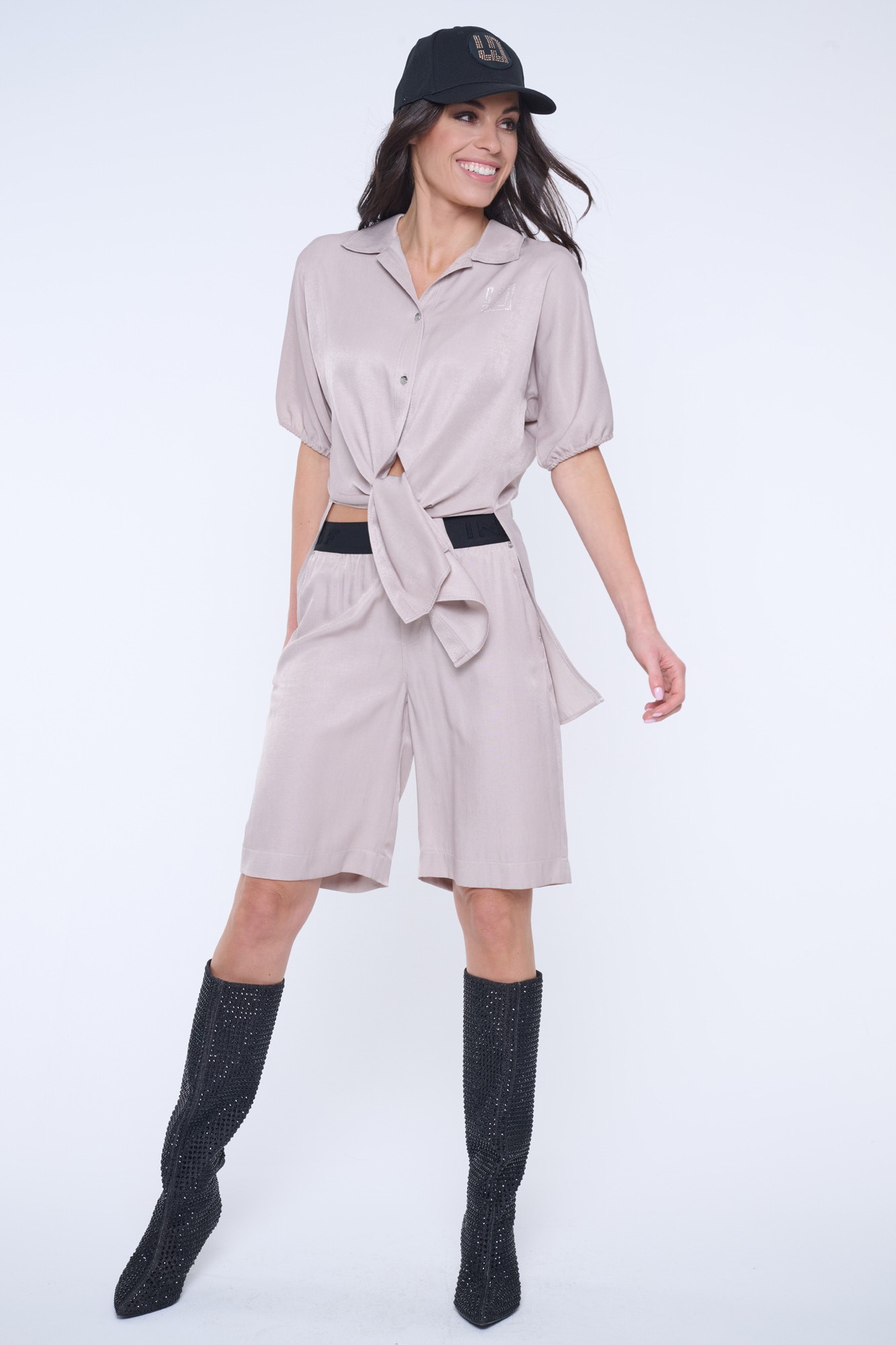 detail 452-779K bermudy