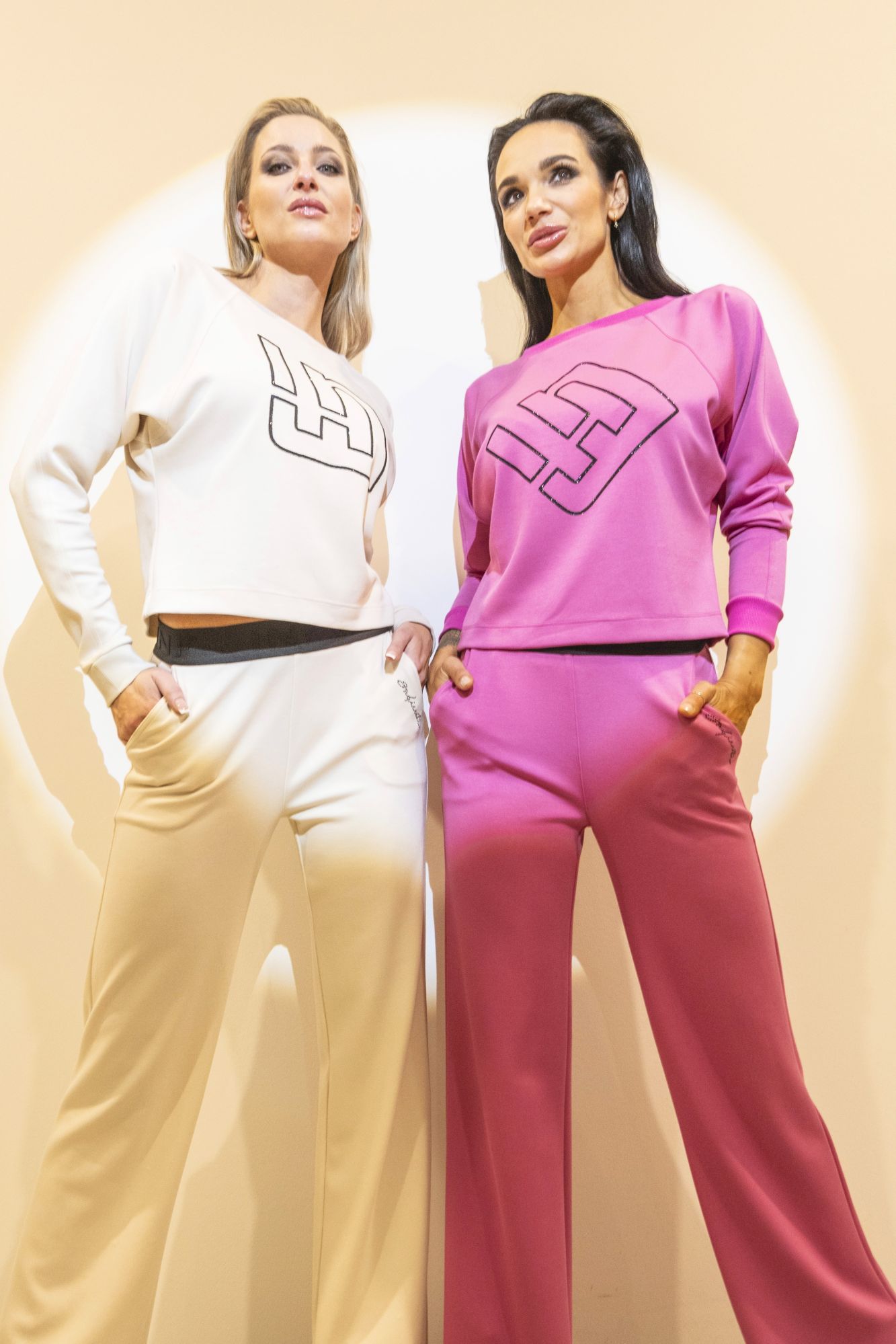 detail 461-796 úpletové kalhoty