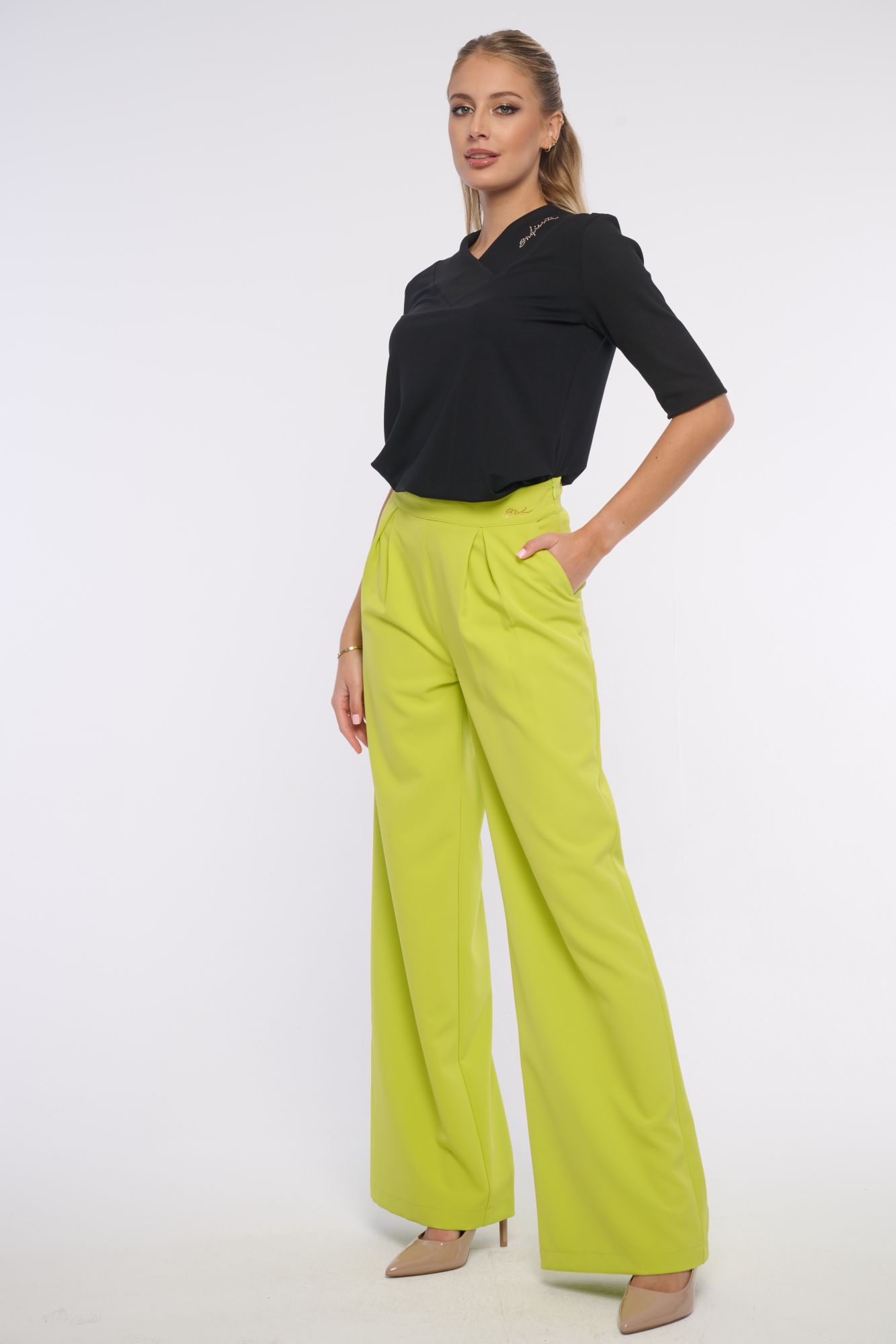 detail 461-799 volné kalhoty