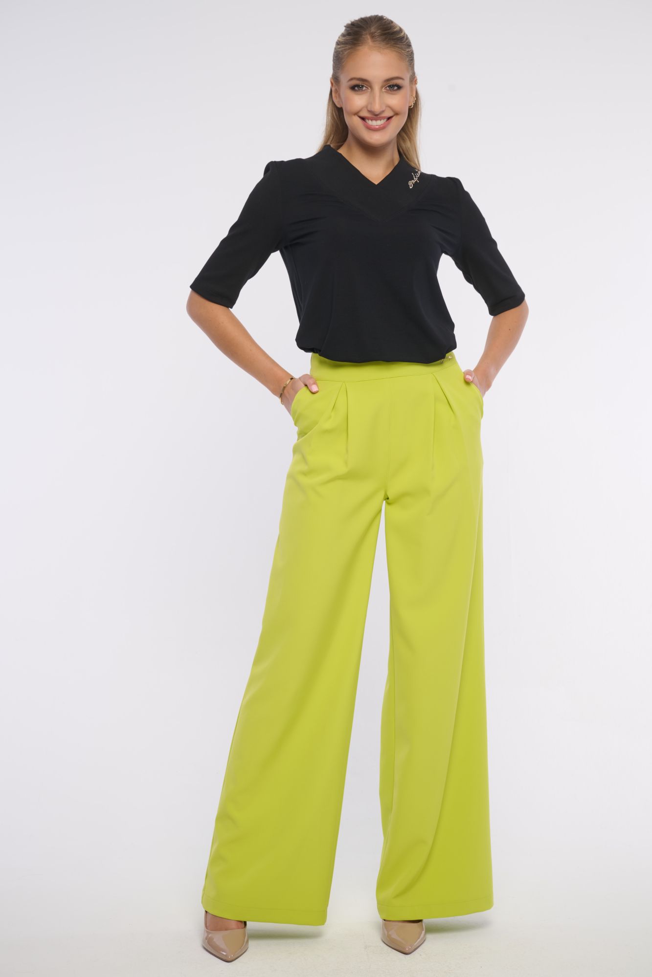 detail 461-799 volné kalhoty