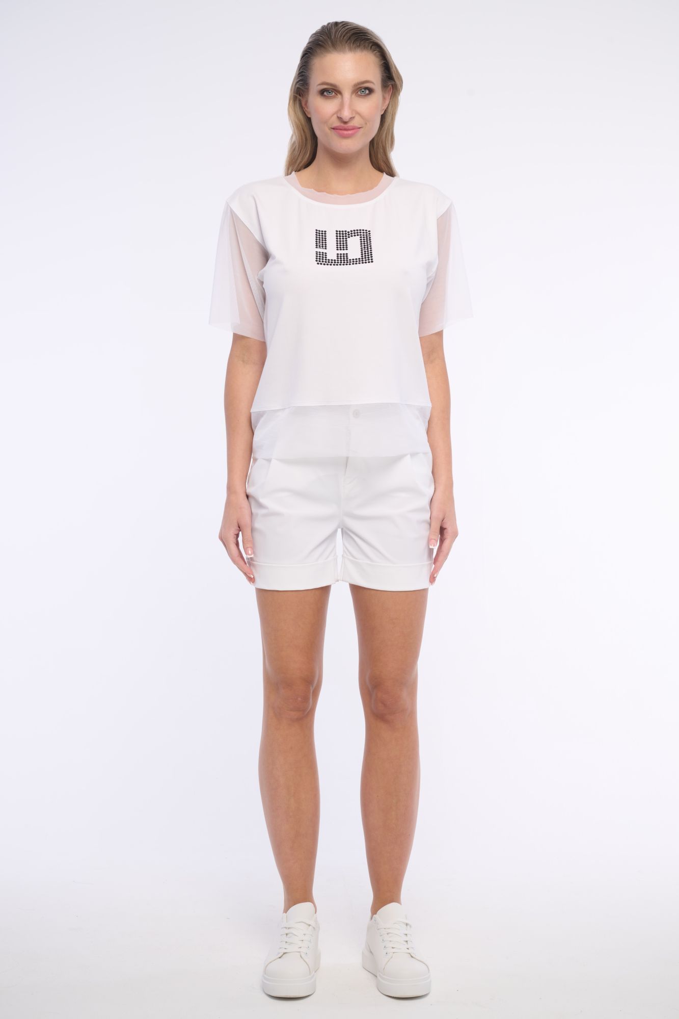 detail 462-803 šortky