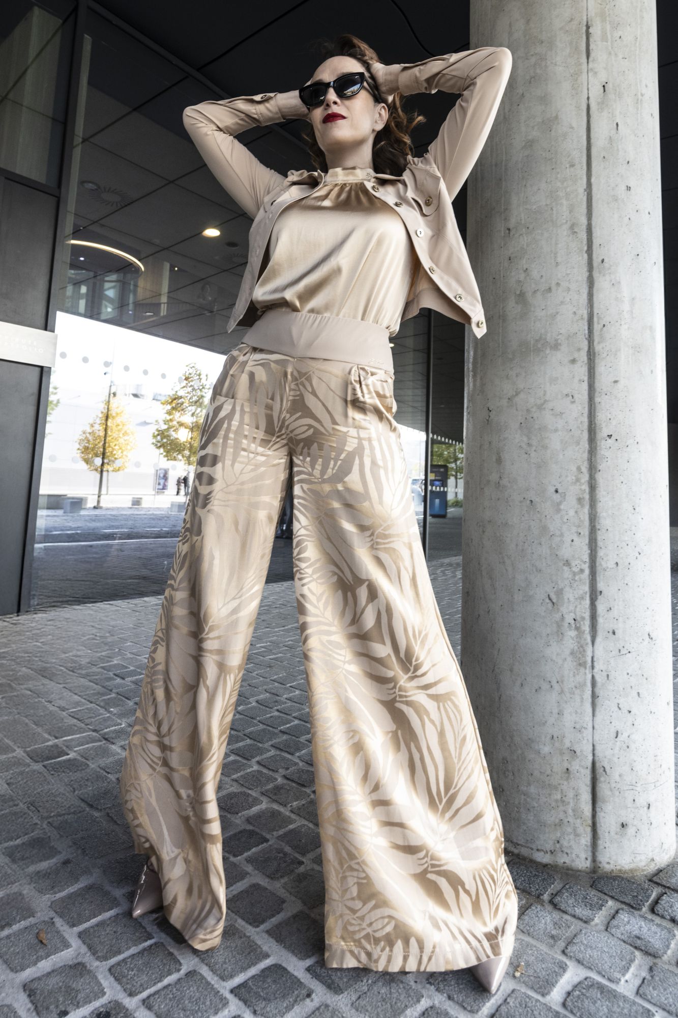 detail 462-806 kalhotová sukně