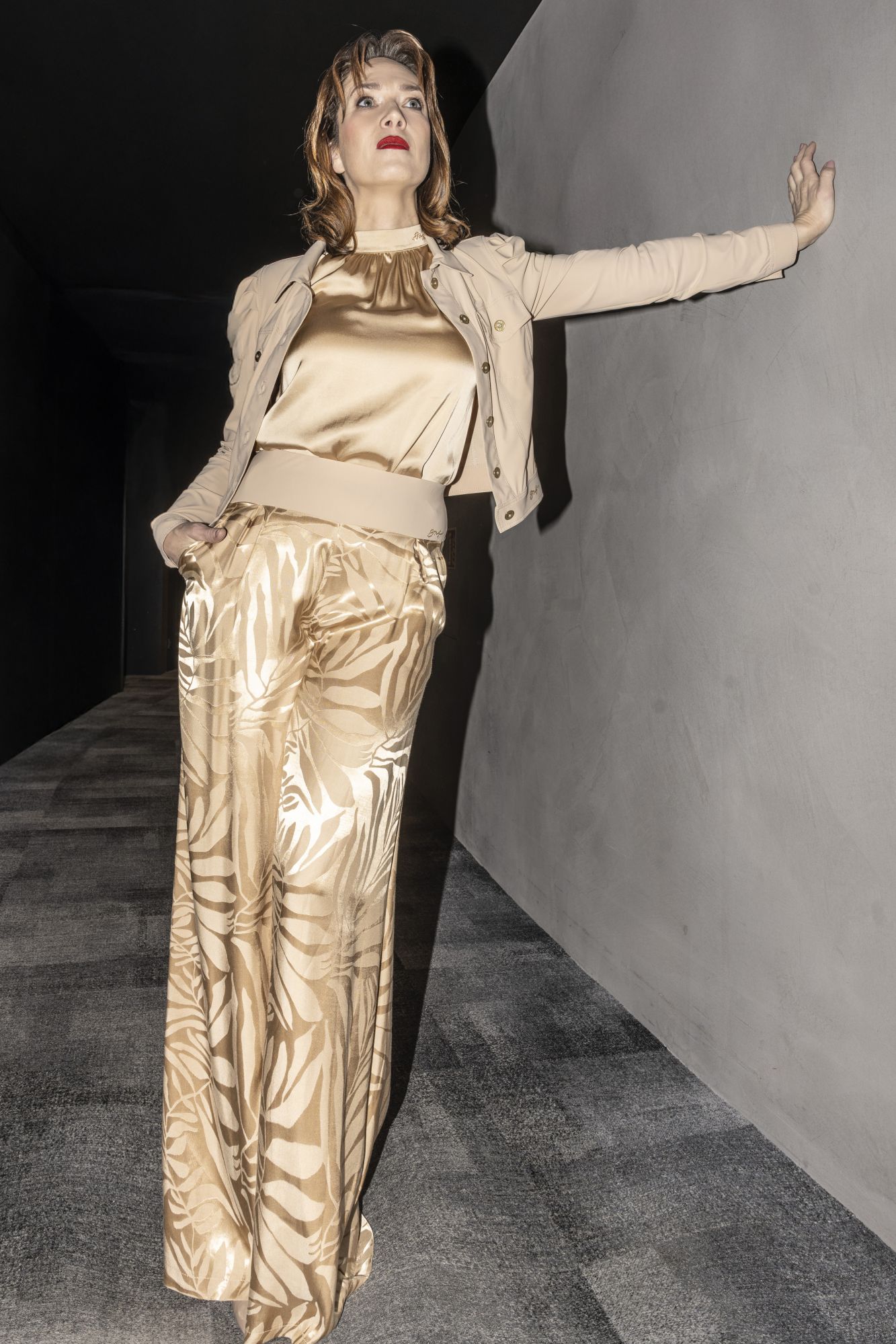 detail 462-806 kalhotová sukně