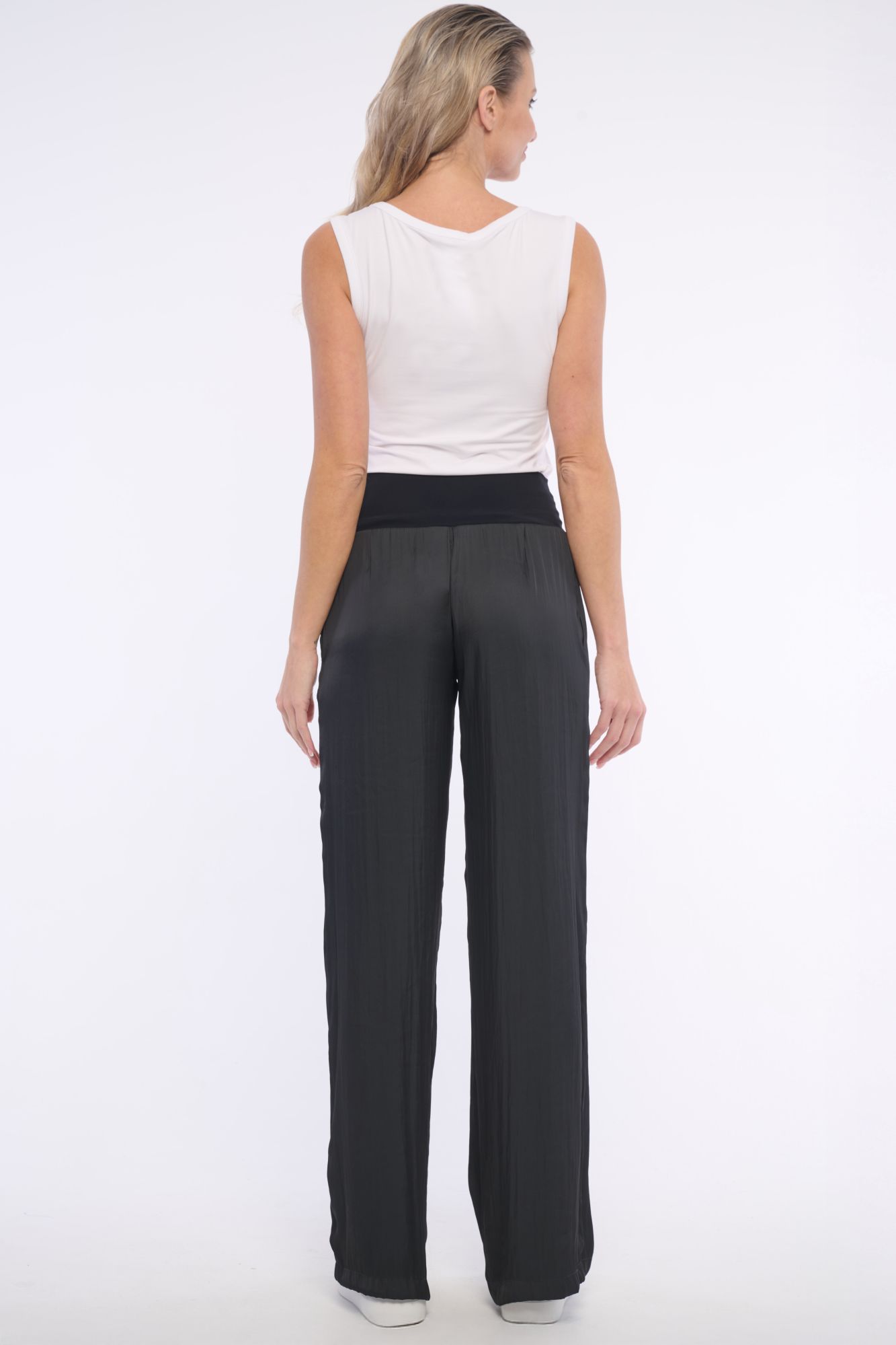 detail 462-808B kalhoty volné