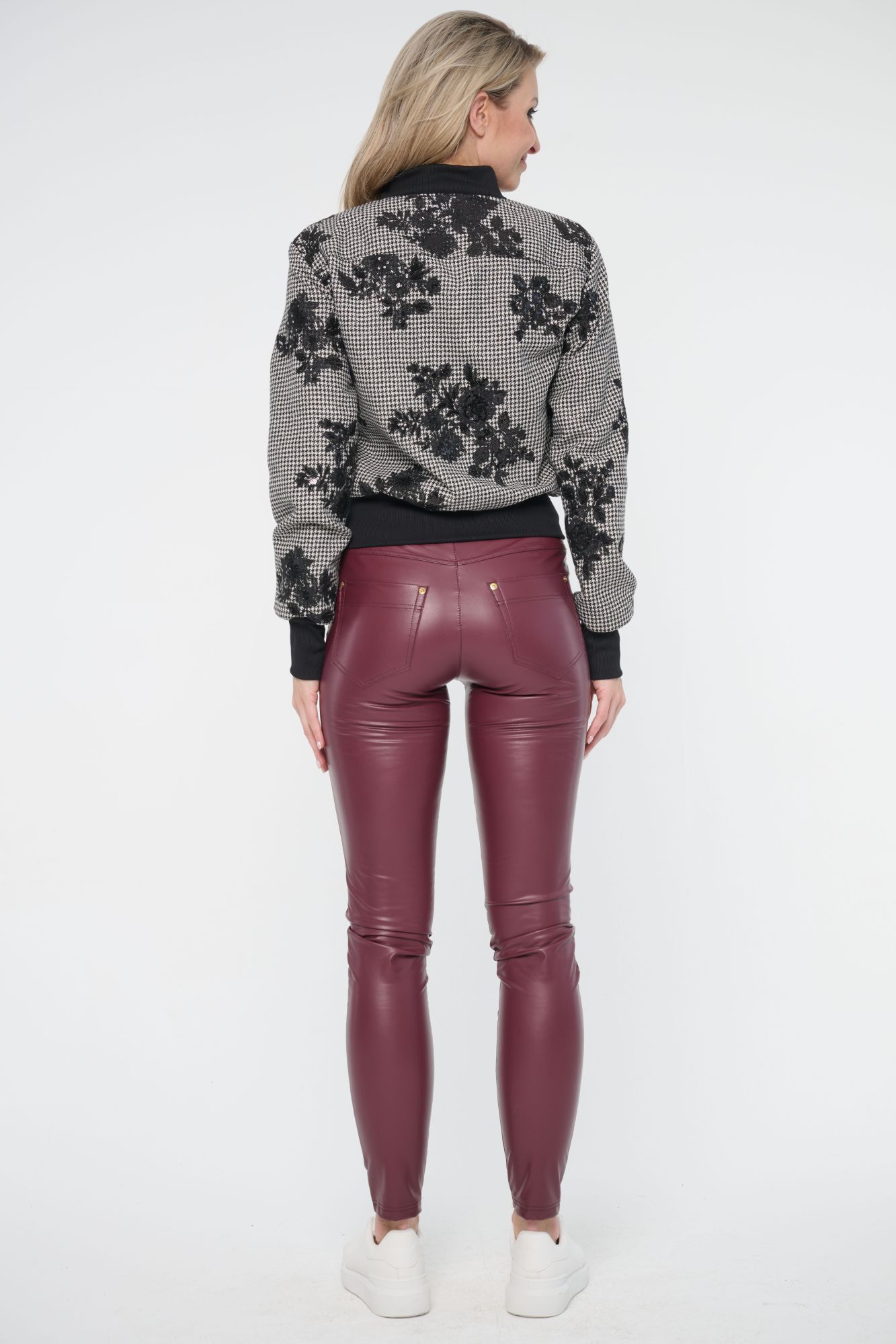 detail 464-816B leginy