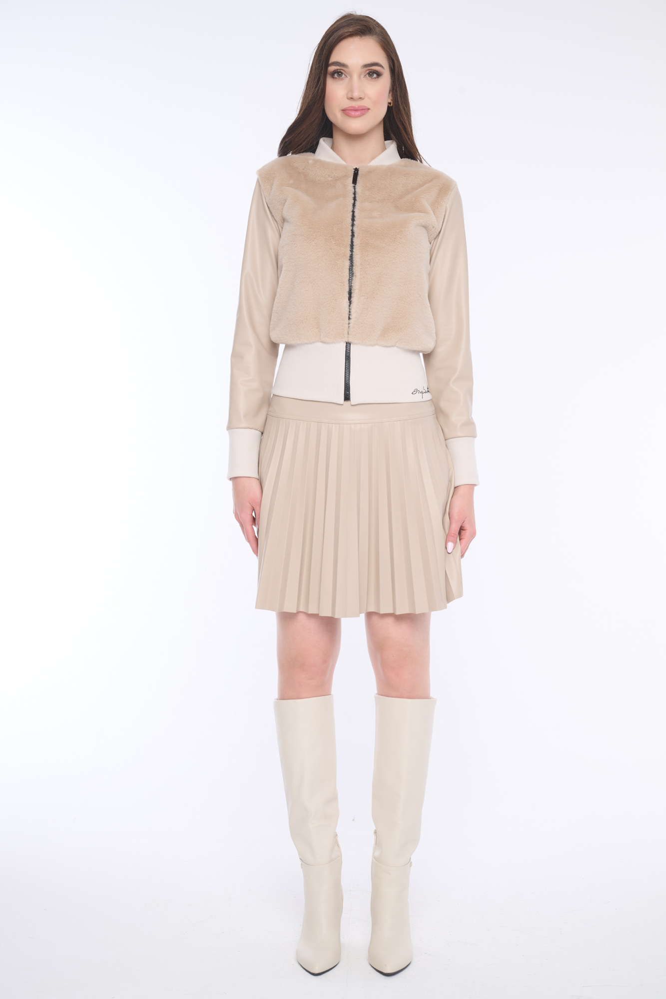 detail 554-477 bomber