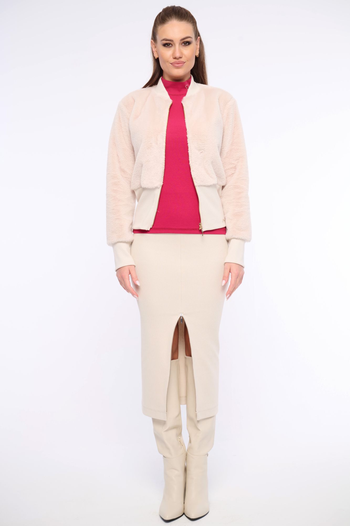 detail 561-482 kožešinová bundička