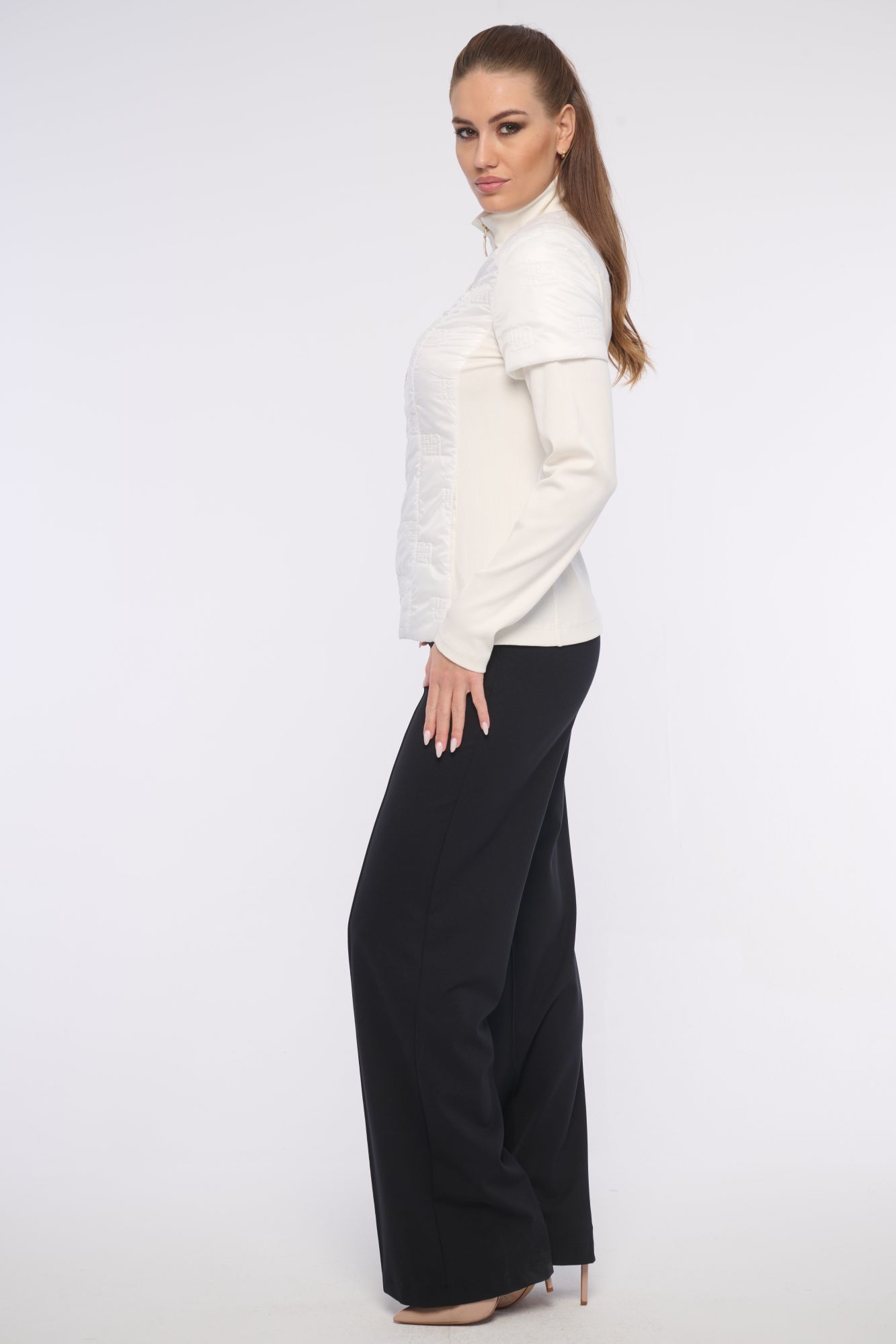 detail 561-484 bundička