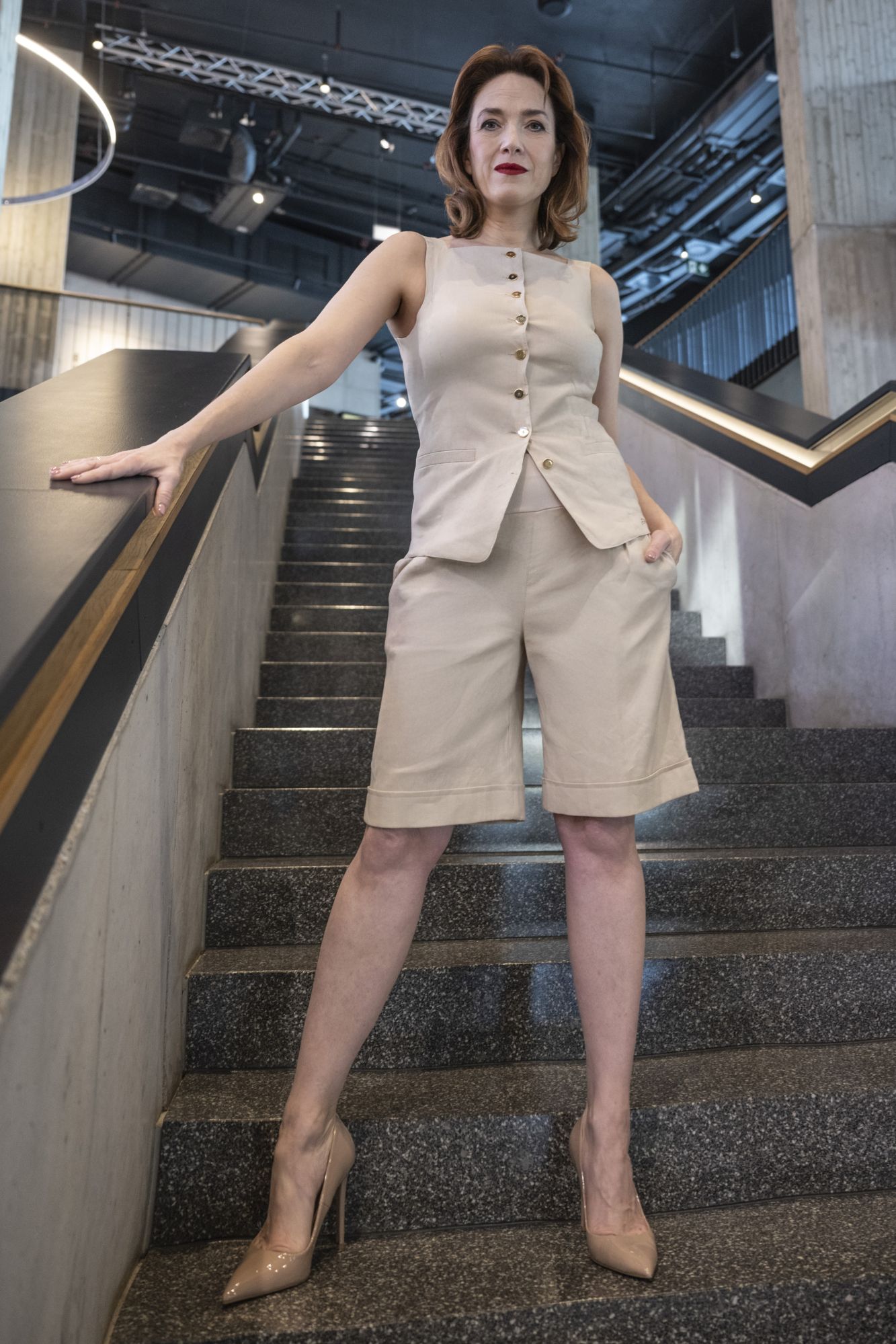 detail 562-489 lněná vesta