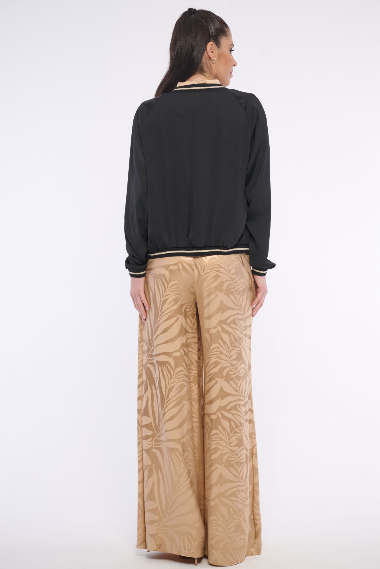 detail 562-493 lehký bomber