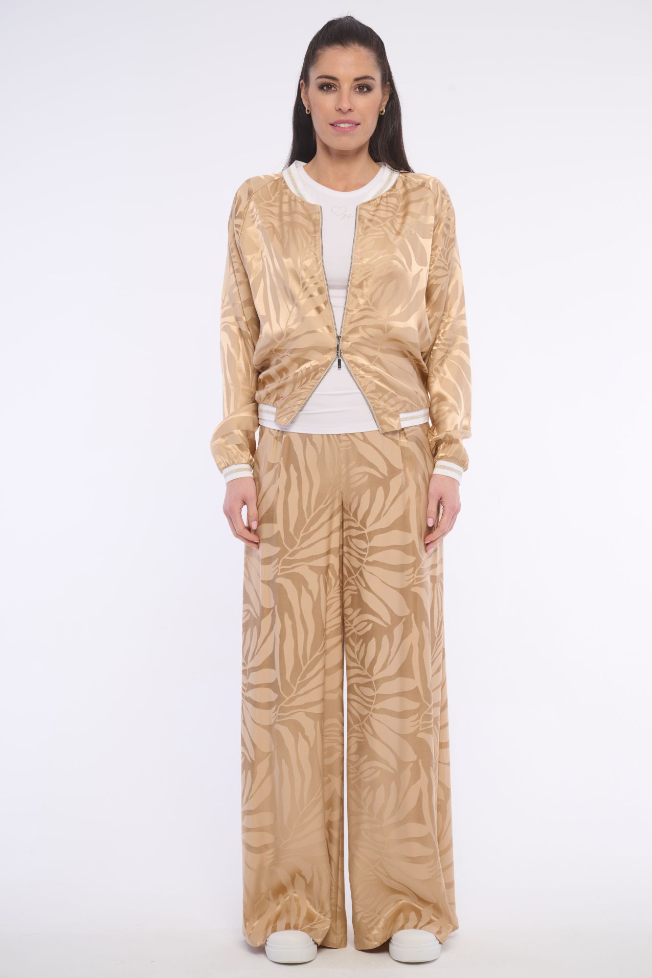 detail 562-493 lehký bomber