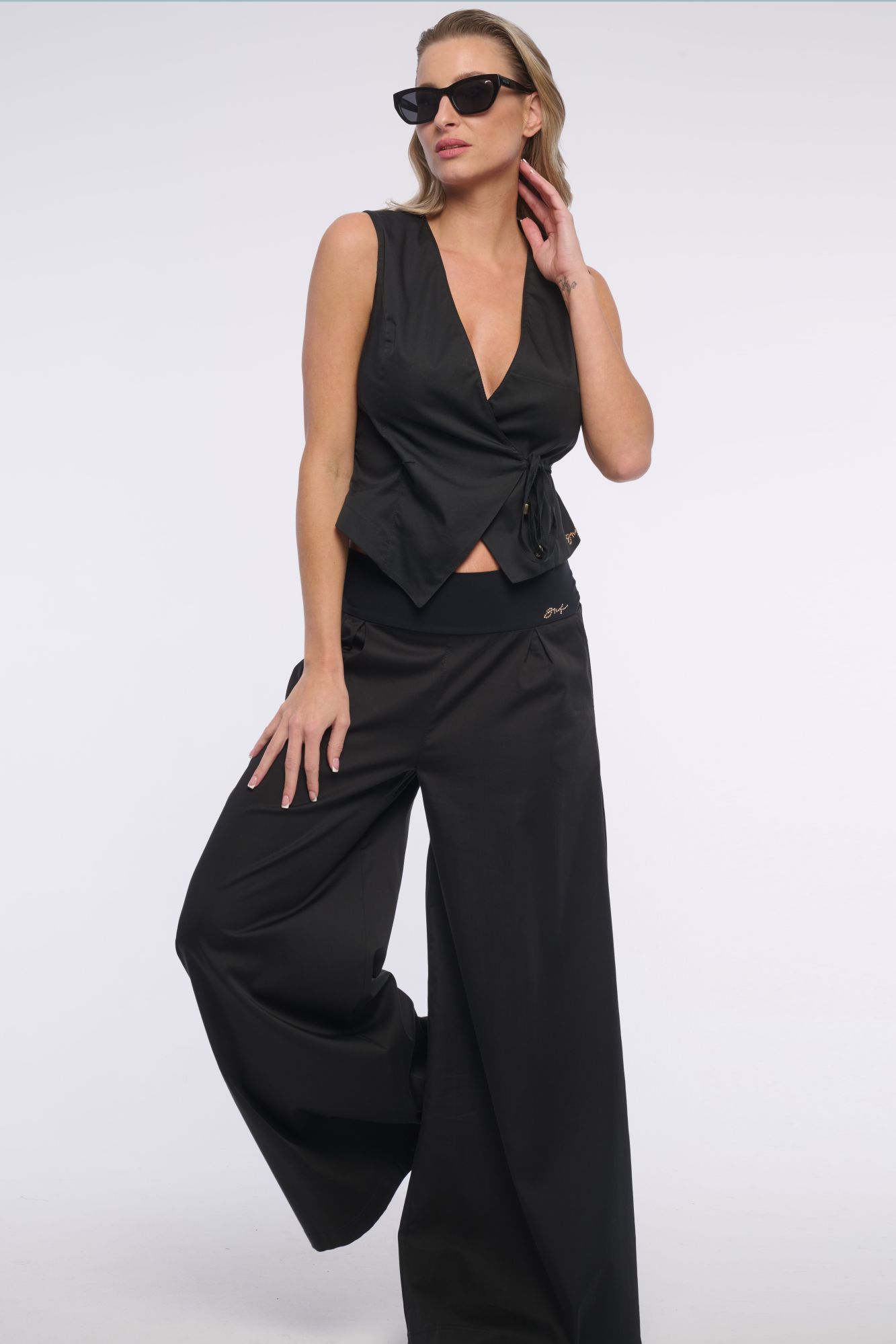 detail 562-494 vesta