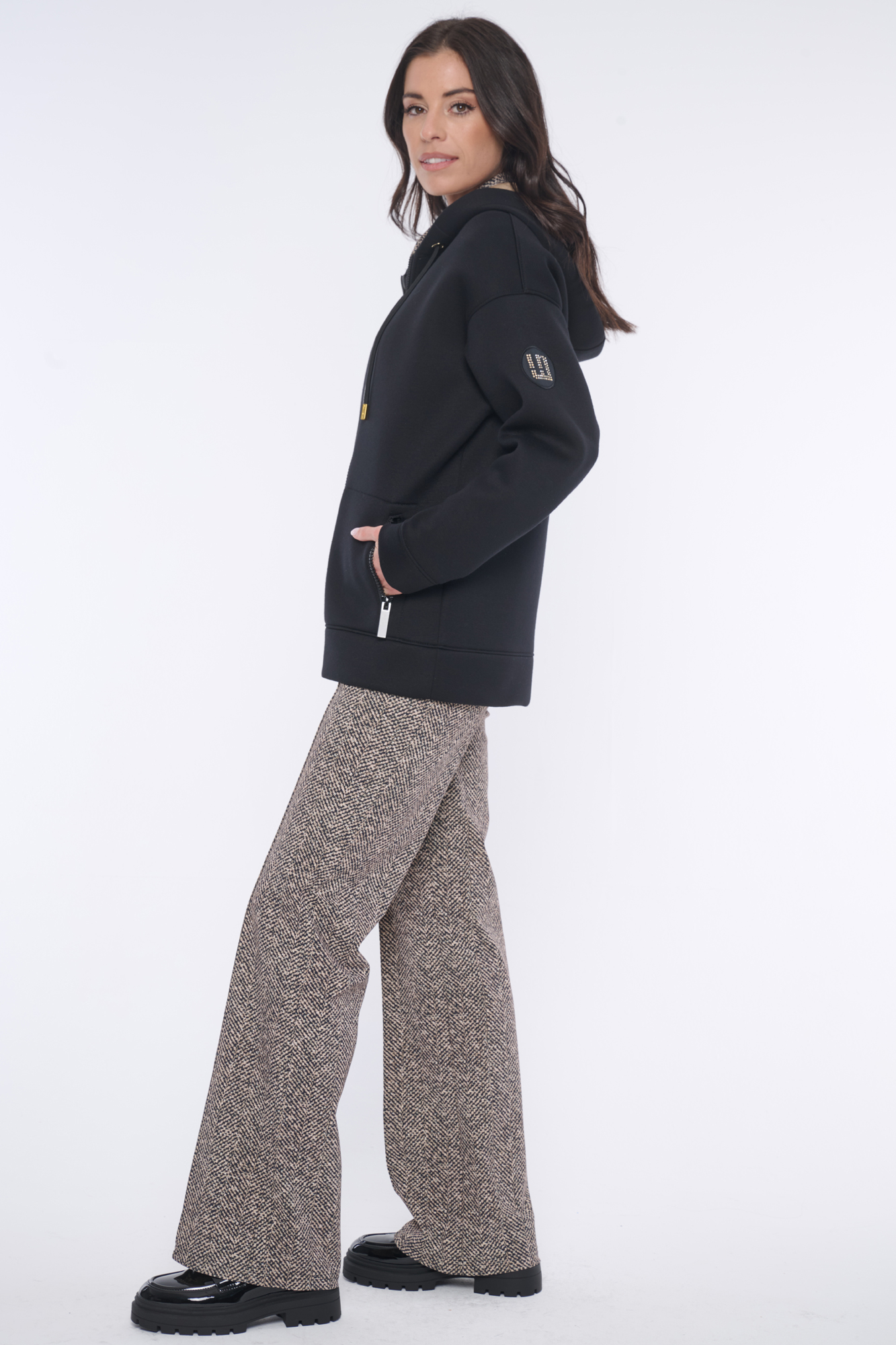 detail 653-277 bunda molitan