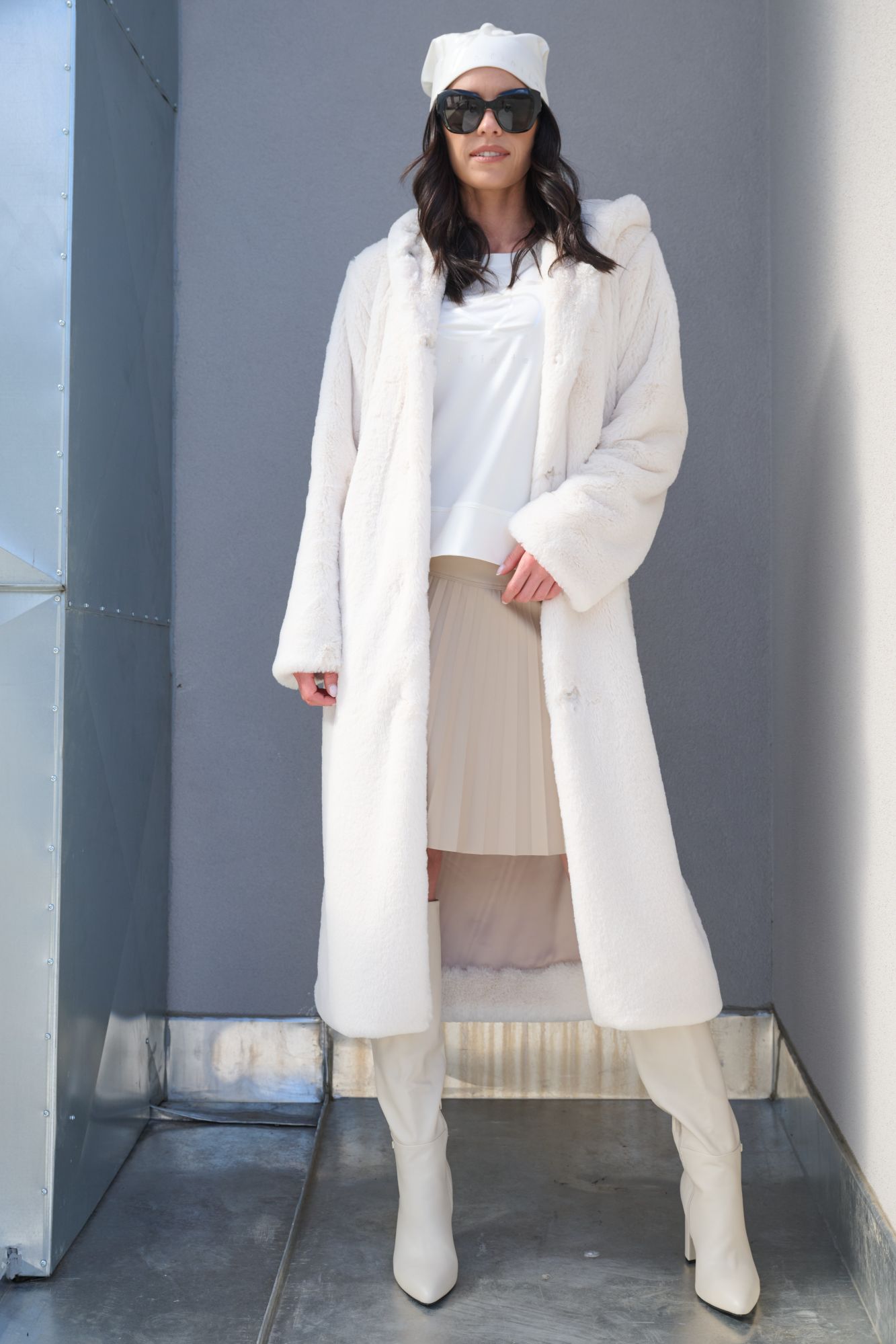 detail 654-281D kožíšek s kapucí