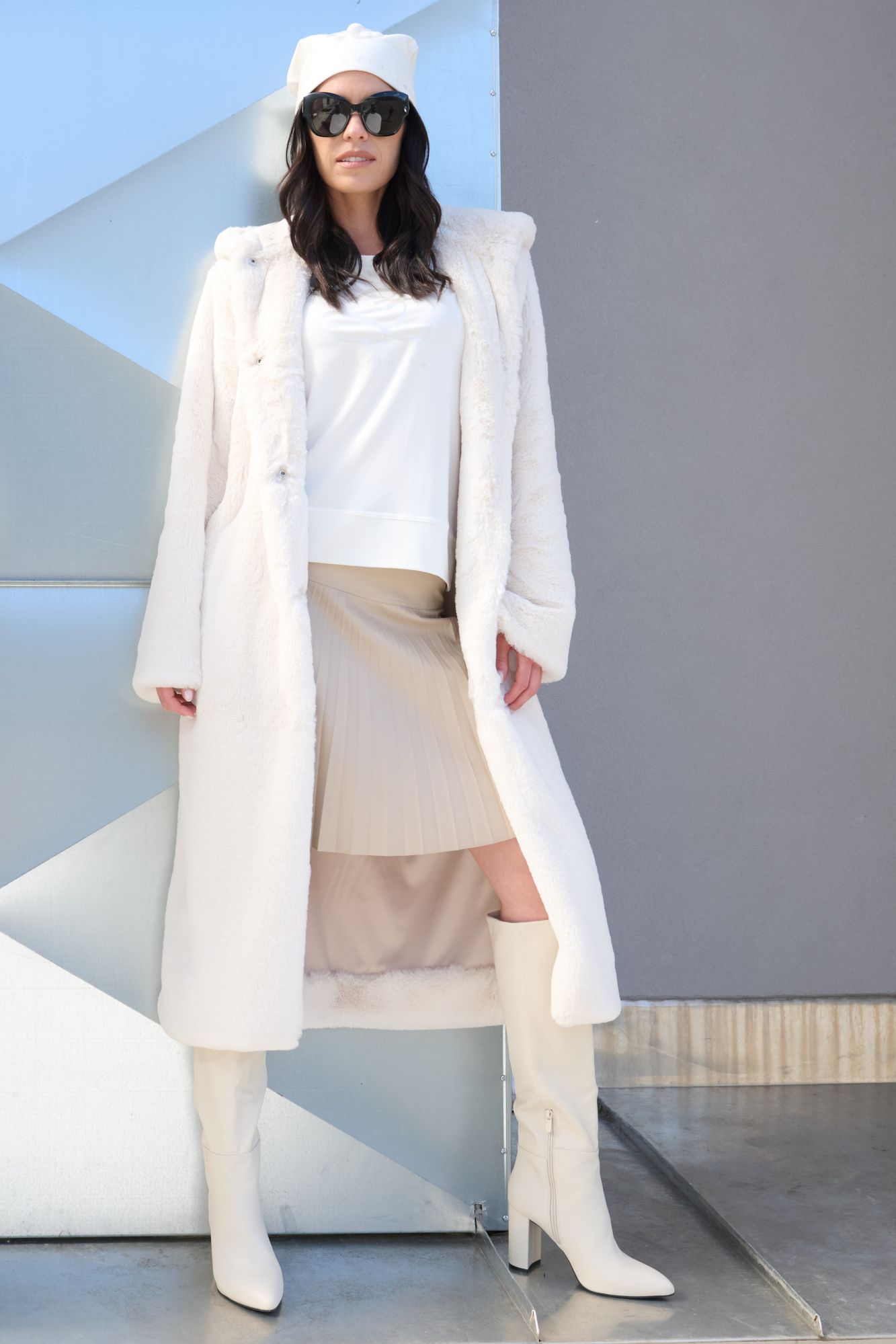 detail 654-281D kožíšek s kapucí