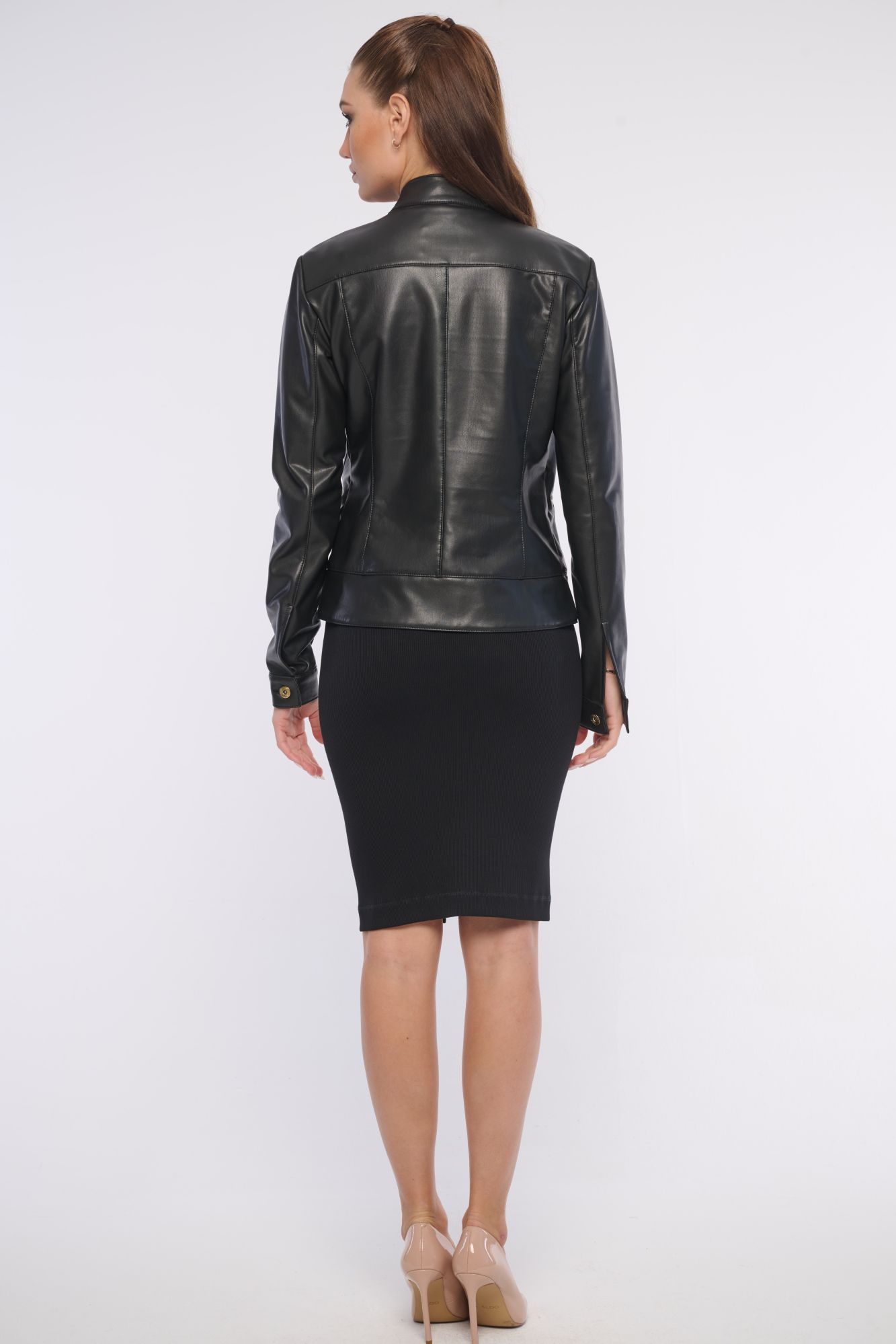 detail 661-284 koženková bundička