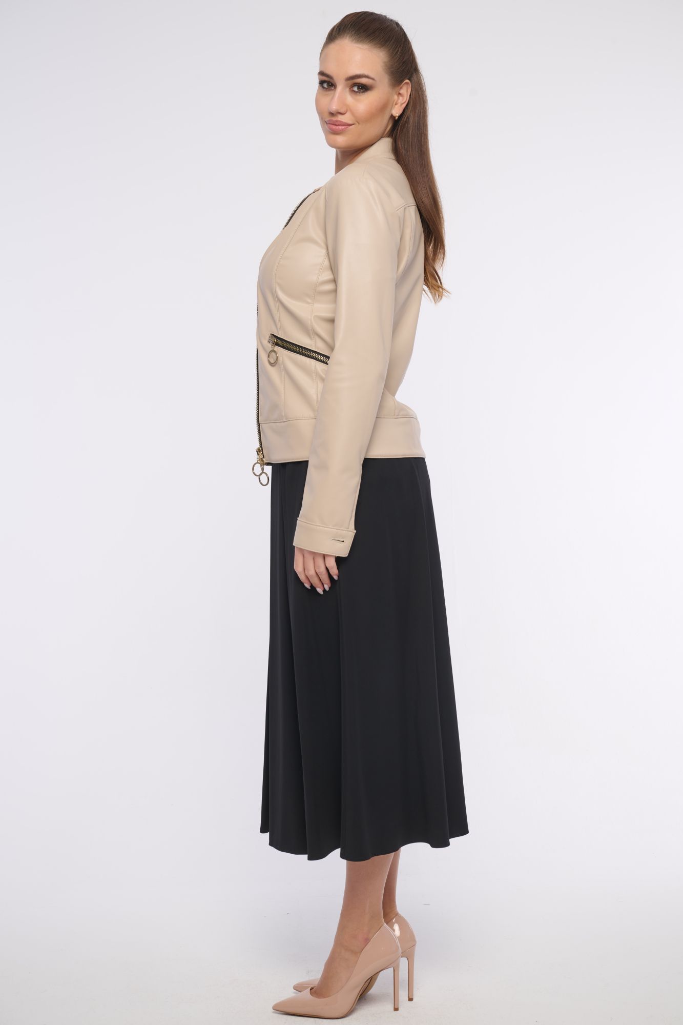 detail 661-284 koženková bundička