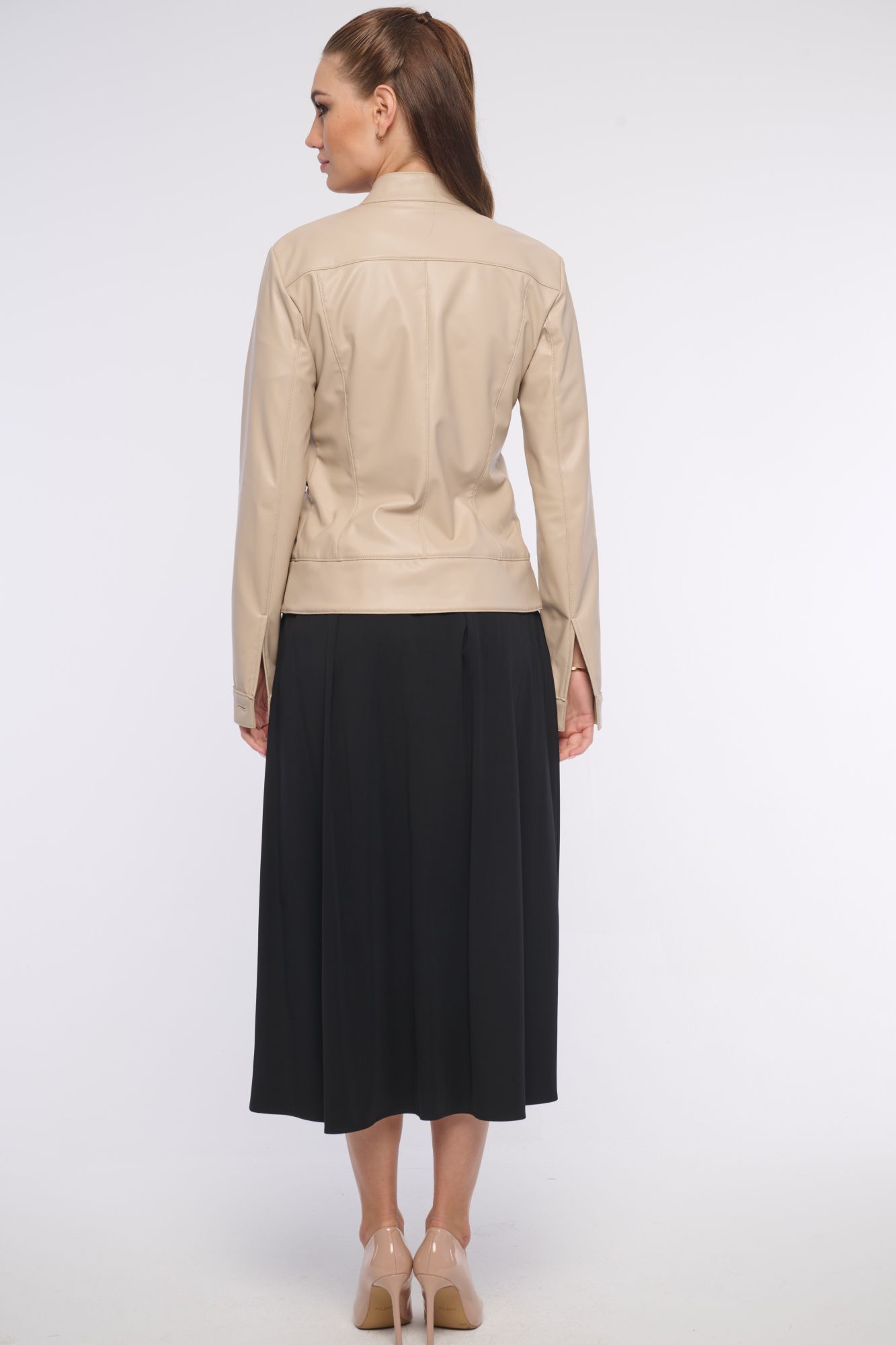 detail 661-284 koženková bundička