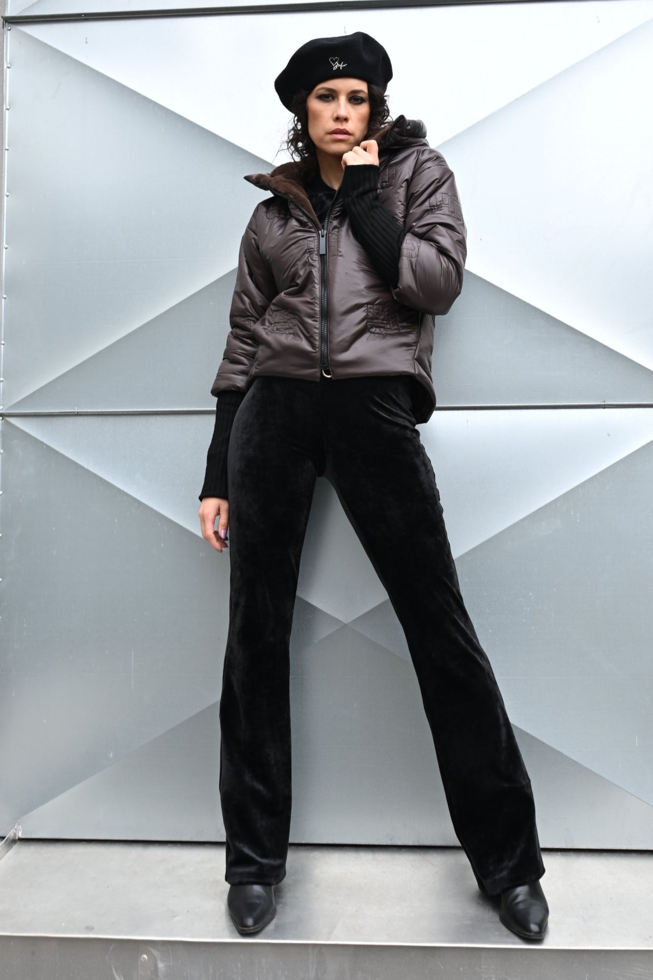 detail 663-289 bunda