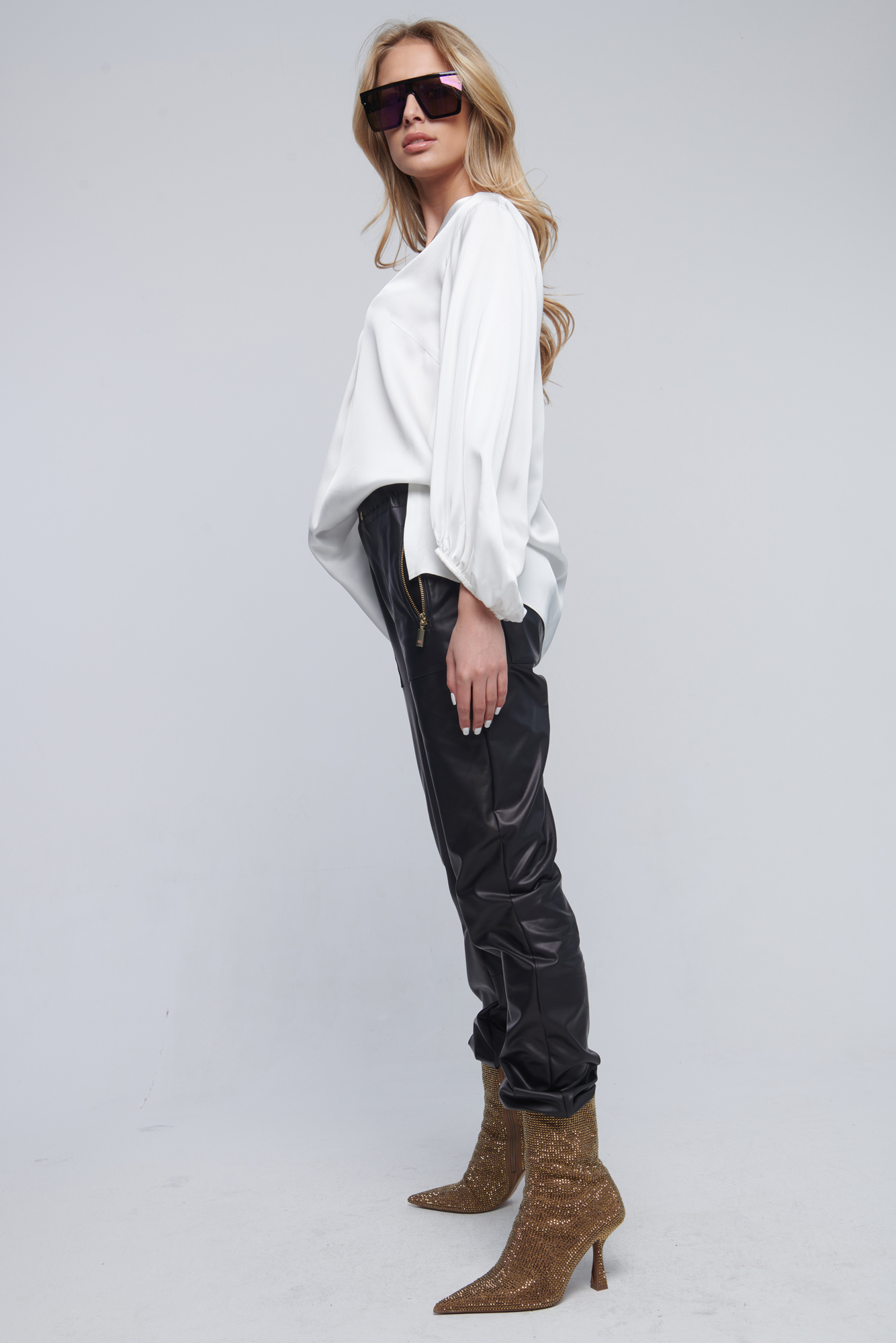 detail 733-107 halenka