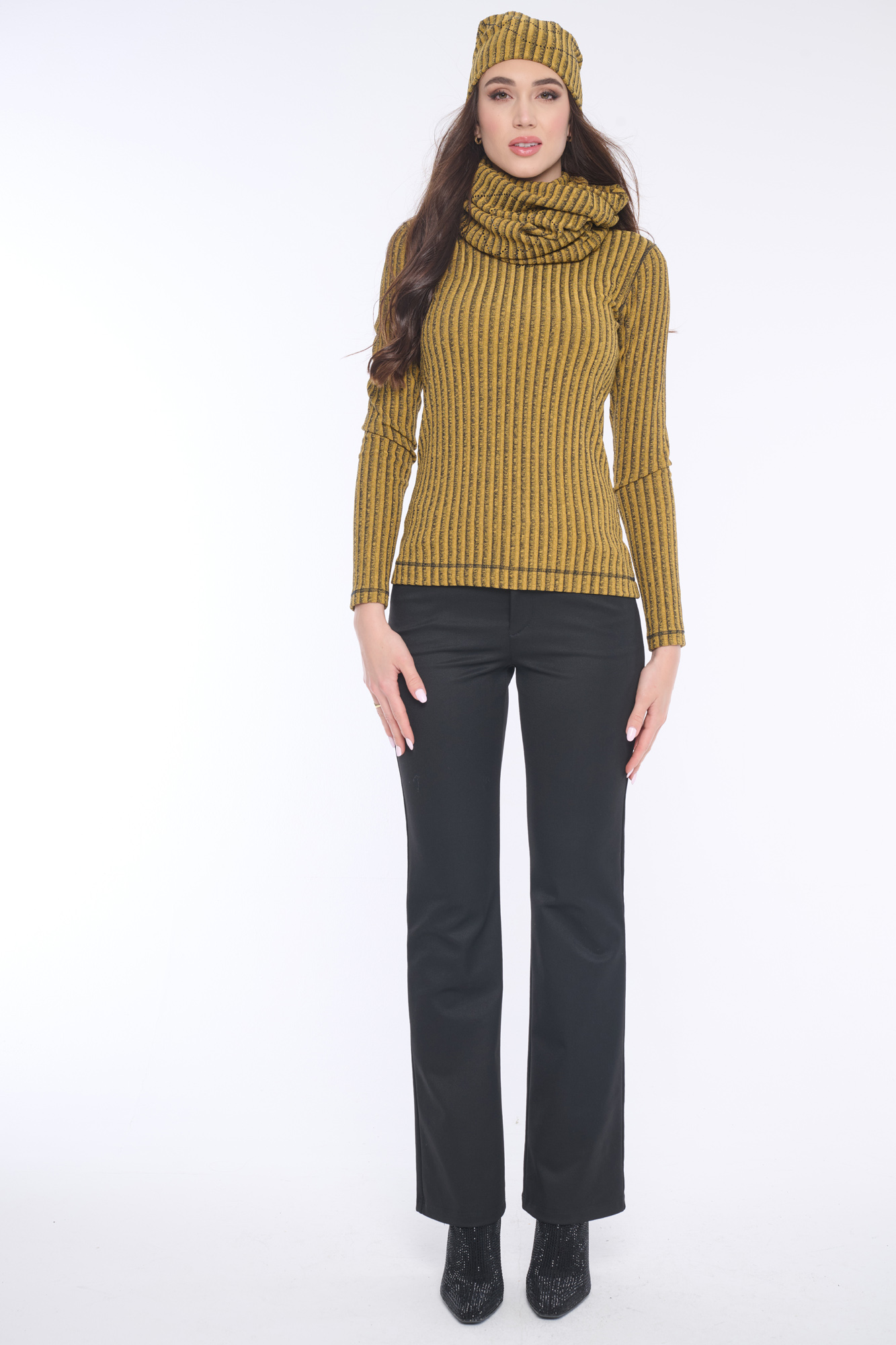 detail 954-142 nákrčník žebro