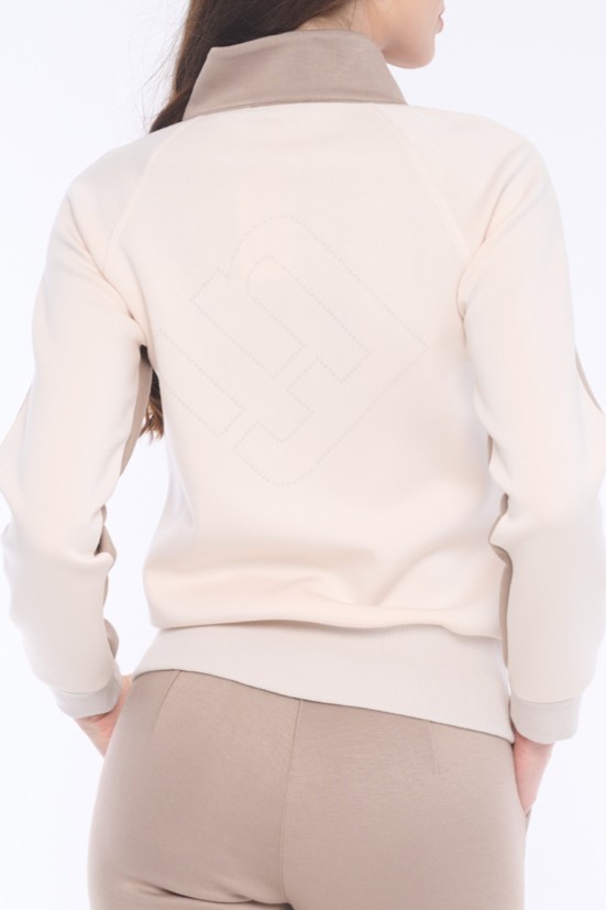 detail 254-761 mikina