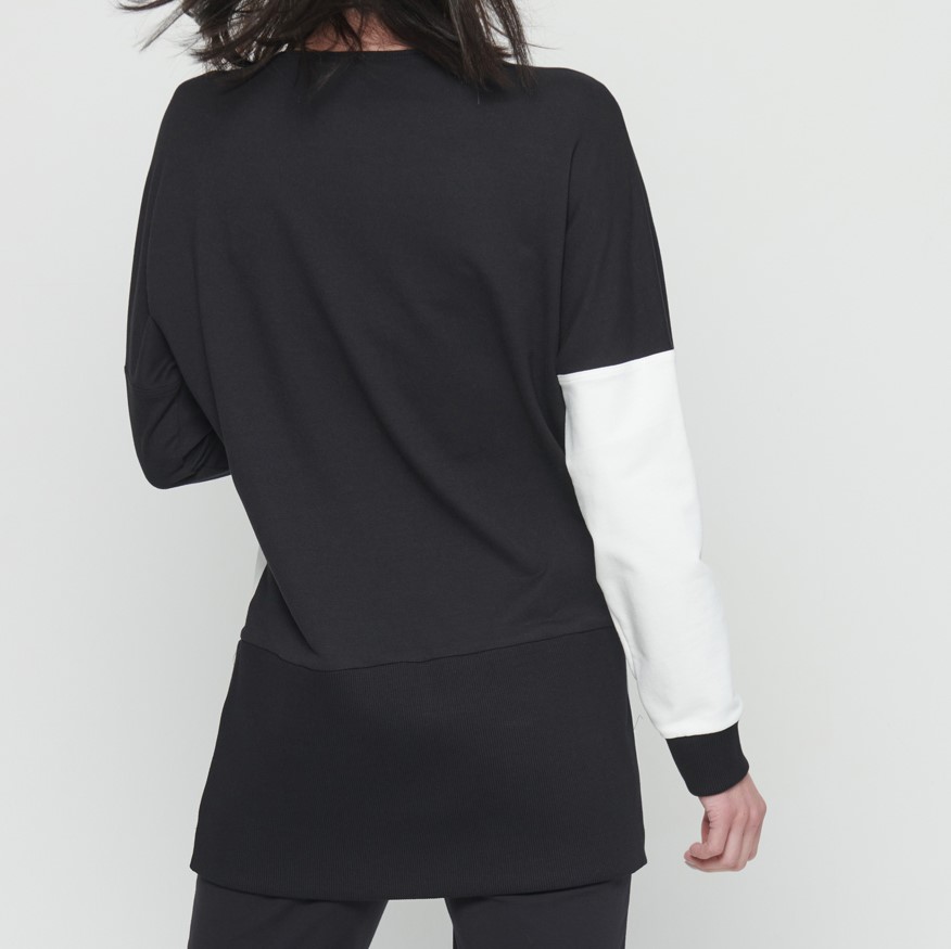 detail 231-604 mikina